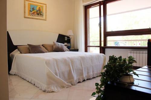 Roma Italia mega código de promoción booking.com