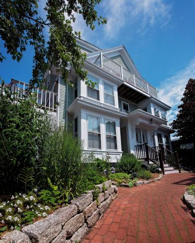 Provincetown (MA) United States mega hotel