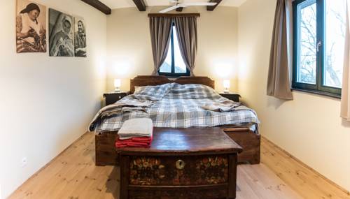 Irota Ungarn Mega Hotel Gutscheincode Booking.com
