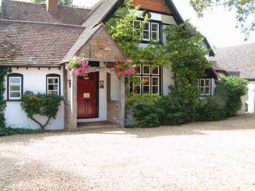 Aston Clinton, Aylesbury United Kingdom Booking.com Hotel