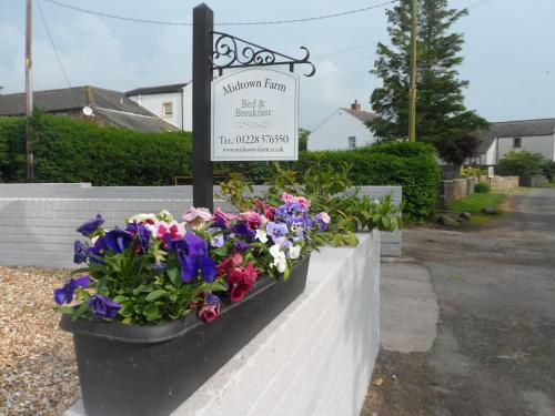 Easton United Kingdom mega hotel