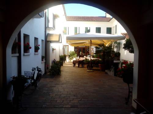 Castelfranco Veneto Italy Booking.com Hotel