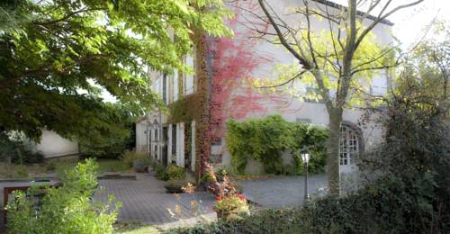 Pérignat-lès-Sarliève Francia mega código de promoción booking.com