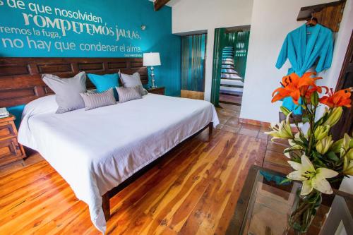 San Cristobal De Las Casas Mexico mega hotel
