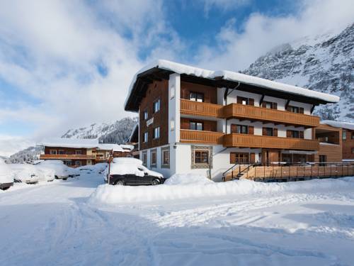 Lech Oostenrijk hotel mega promotiecode Booking.com
