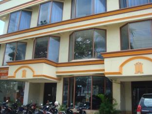 Makassar Indonesia mega hotel