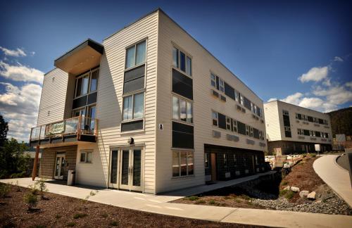 Merritt (BC) Canada mega hotel