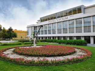Debrecen Hungary mega hotel