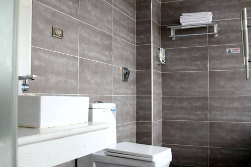 Wudangshan China Mega Hotel Gutscheincode Booking.com