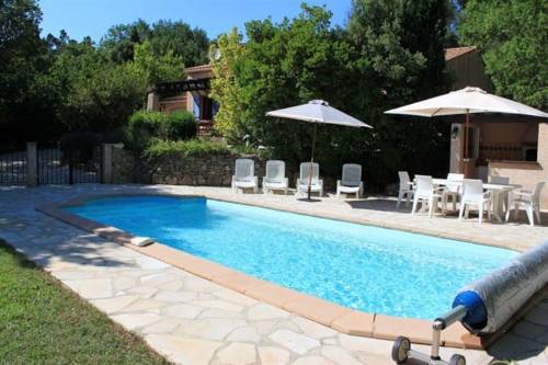 La Roquebrussanne Francia mega código de promoción booking.com