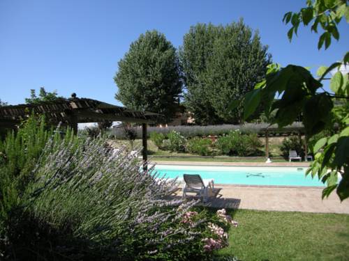 Todi Italia mega código de promoción booking.com