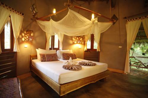 Kuraburi Thailand  hotel mega promotiecode Booking.com