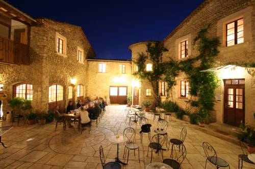 Chabrillán Francia mega código de promoción booking.com