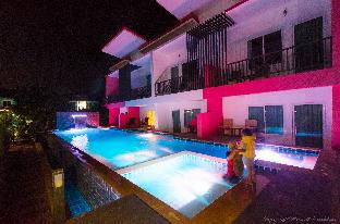 Koh Lanta Thailand mega hotel