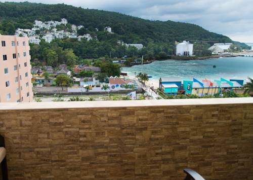 Ocho Rios Jamaica hotel mega promotiecode Booking.com