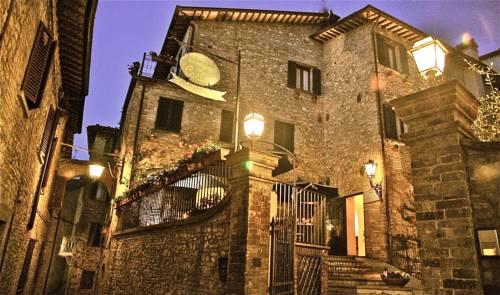 Montone Italië hotel mega promotiecode Booking.com