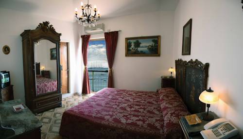 Giardini Naxos Italy Booking.com Hotel