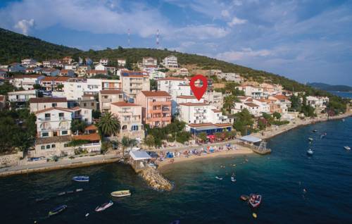 Komarna Kroatien Mega Hotel Gutscheincode Booking.com