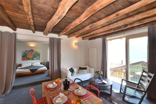 Pianello Del Lario Italië hotel mega promotiecode Booking.com