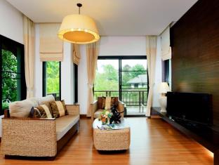 Chiang Mai Thailand mega hotel