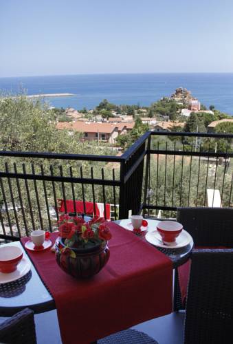 Cefalù Italy Booking.com Hotel