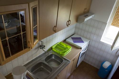 Banjol Kroatien Mega Hotel Gutscheincode Booking.com