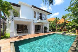 Bali Indonesia mega hotel