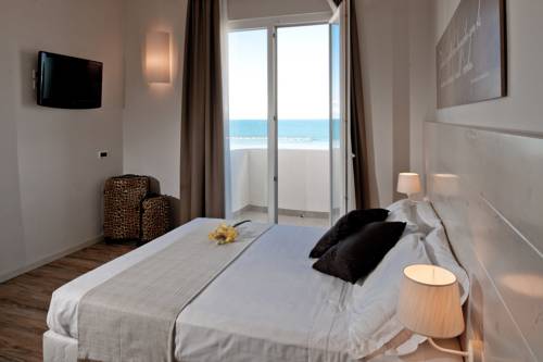 Senigallia Italia mega código de promoción booking.com