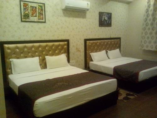 Vrindāvan India Booking.com Hotel