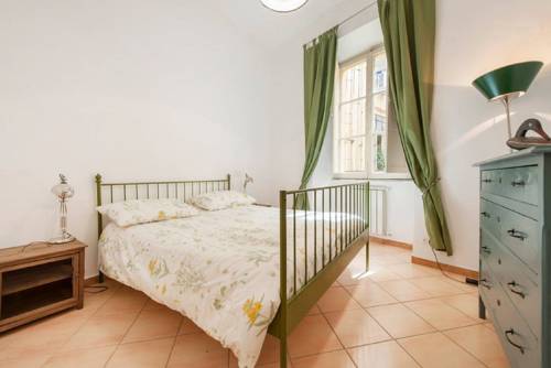 Roma Italia mega código de promoción booking.com