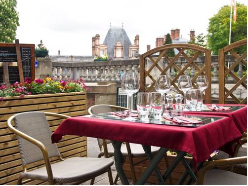 Fontainebleau France méga code promo booking.com