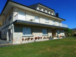 Molinaseca Spain mega hotel