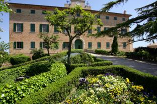 Monterado Italy mega hotel