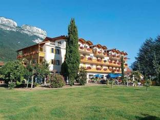 Appiano sulla Strada del Vino Italy mega hotel