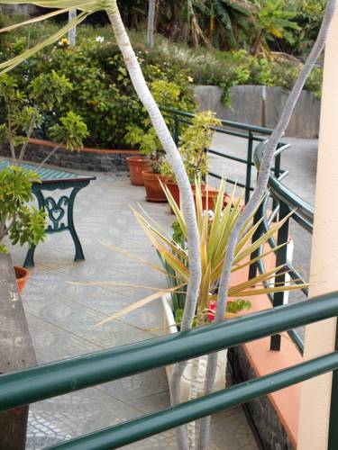 Ribeira Brava Portugal mega código de promoción booking.com