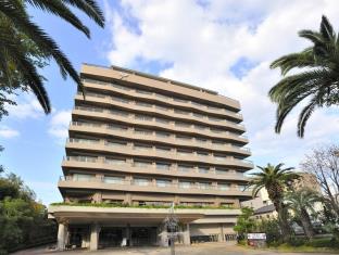 Atami Japan mega hotel