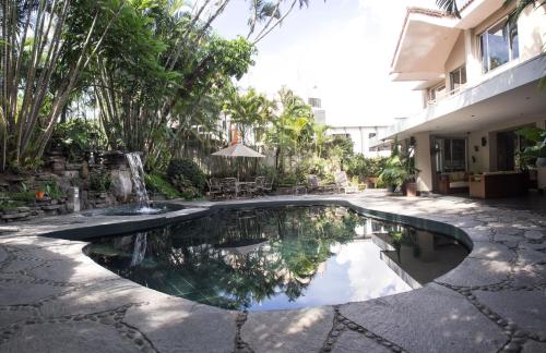 San Salvador El Salvador mega hotel