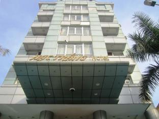 Thanh Hoa / Sam Son Beach Vietnam mega hotel