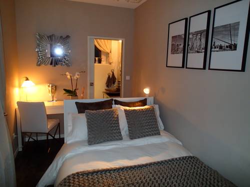 La Madeleine Frankreich Mega Hotel Gutscheincode Booking.com