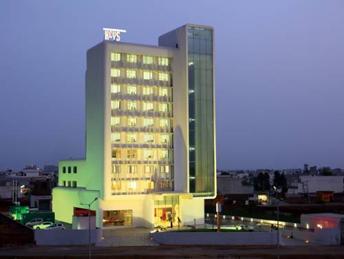 Ludhiana India mega código de promoción booking.com