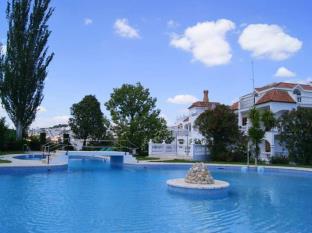 Rute Spain mega hotel