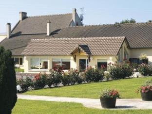 Tracy-sur-Mer France mega hotel