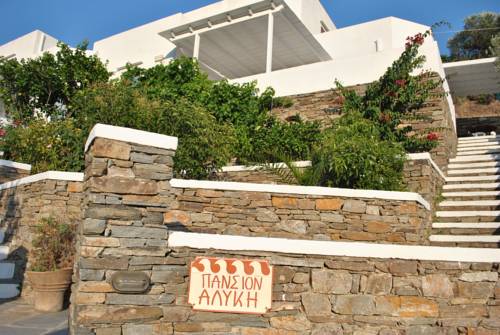 Platís Yialós Sifnos Griechenland Mega Hotel Gutscheincode Booking.com