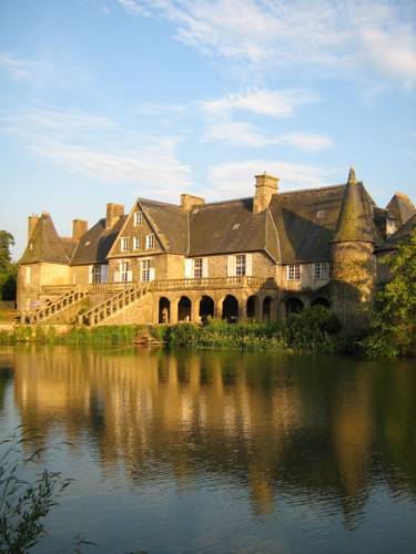 Équilly Frankreich Mega Hotel Gutscheincode Booking.com
