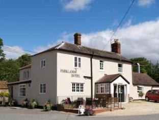Ogbourne Saint George United Kingdom mega hotel