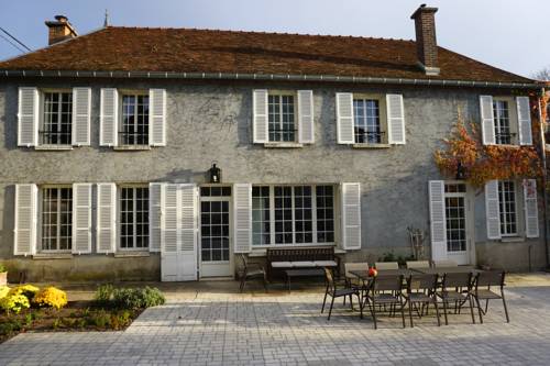 Clerey France méga code promo booking.com