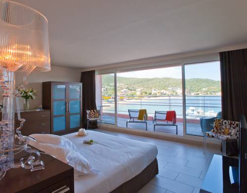 Serra Di Ferro France Booking.com Hotel