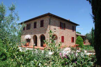 Cortona Italia mega código de promoción booking.com