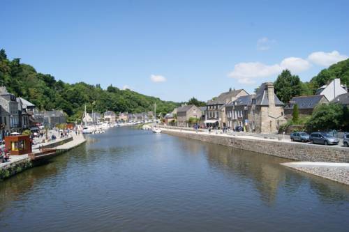 Dinan France Booking.com Hotel