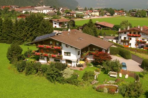 Schlitters Österreich Mega Hotel Gutscheincode Booking.com